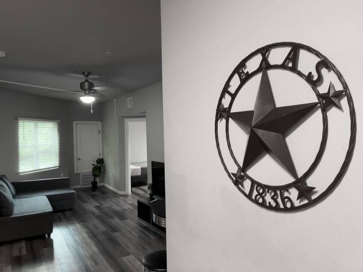 Apartment for rent at 911 W 22nd St, Austin, TX 78705