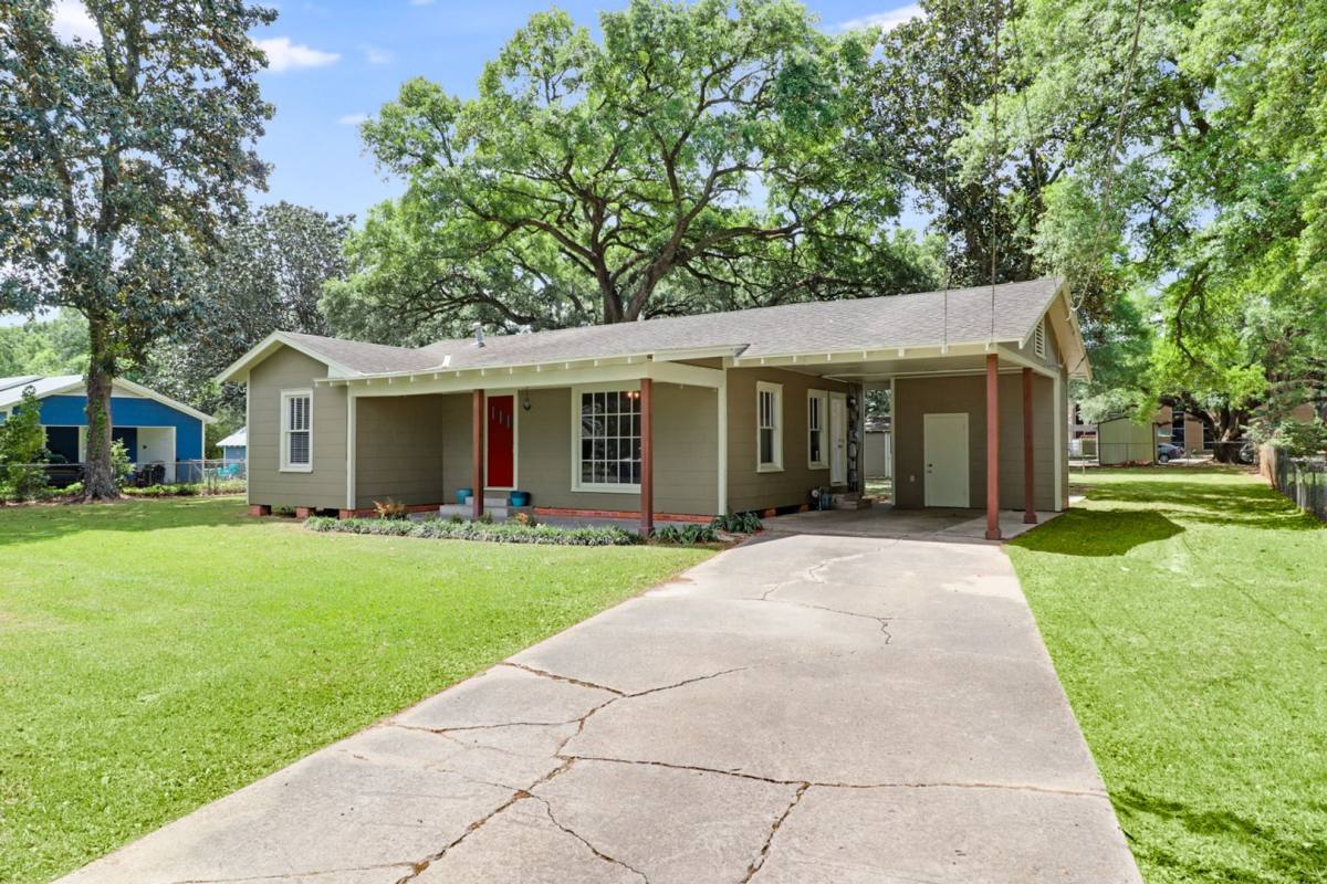 House for rent at 218 Bertrand St, Lafayette, LA 70503