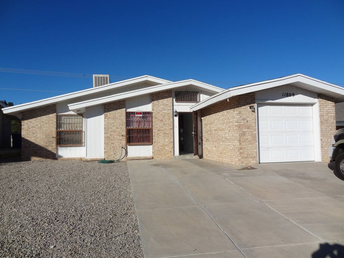 House for rent at 11809 Dick Mayers, El Paso, TX 79936