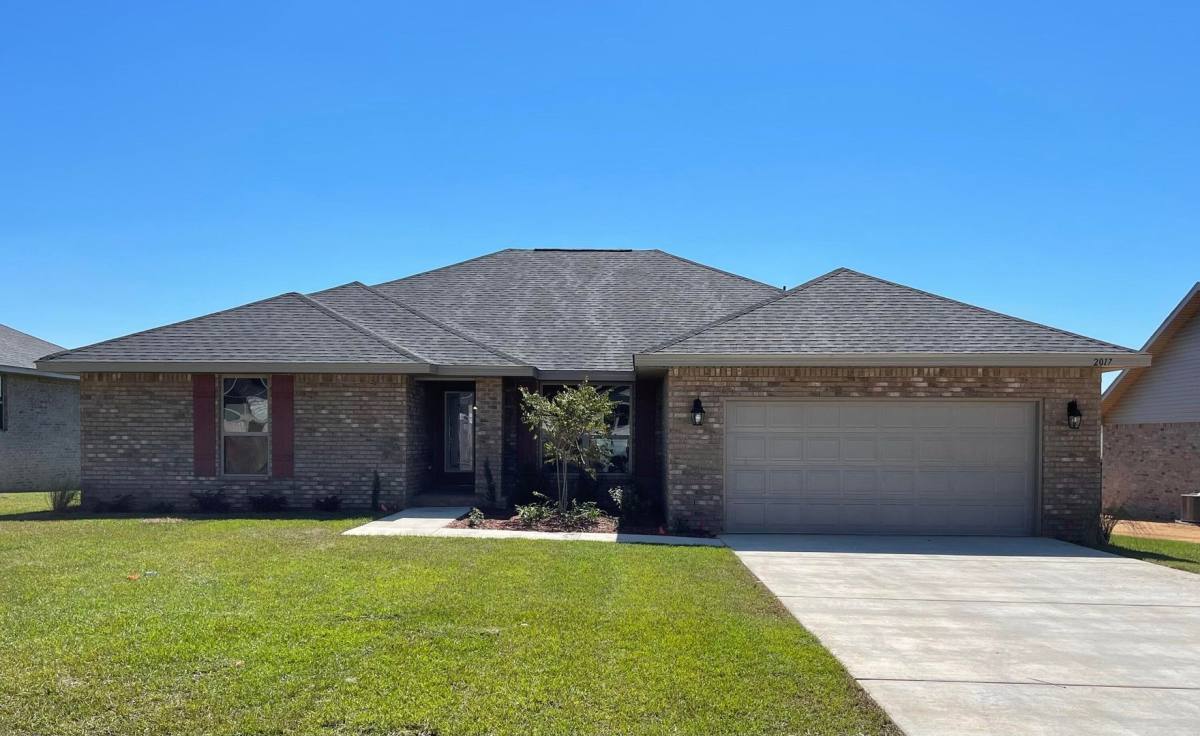 House for rent at 5810 Crestlake Dr, Crestview, FL 32536