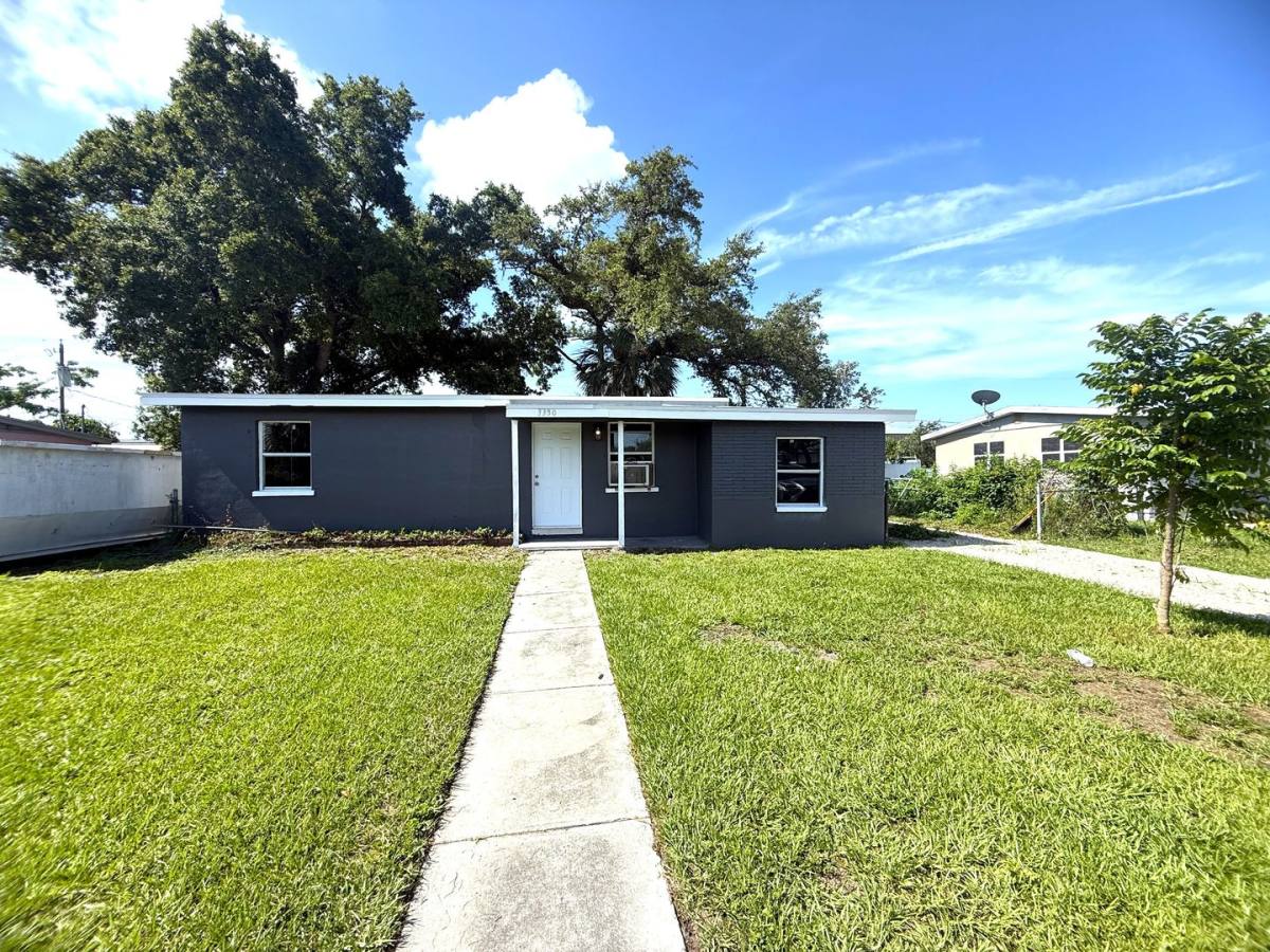 House for rent at 3350 Apache St, Fort Myers, FL 33916