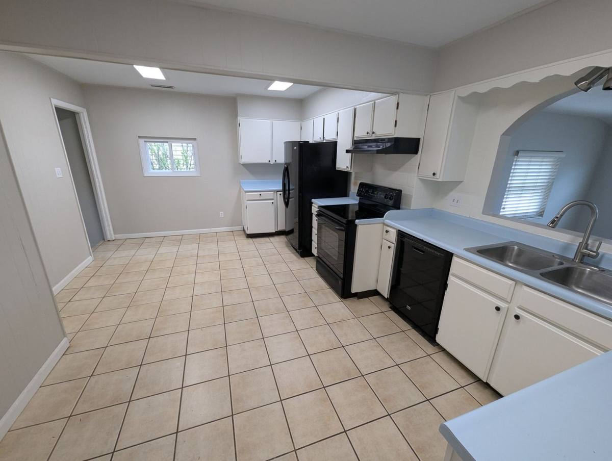 House for rent at 4888 Elm Court, Denver, CO 80221