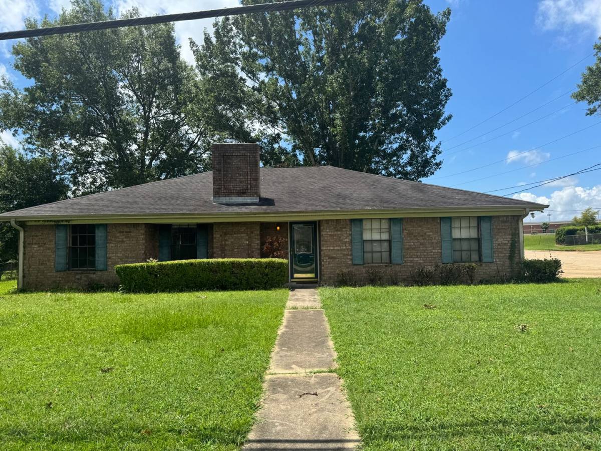 House for rent at 1500 Leach, Kilgore, TX 75662