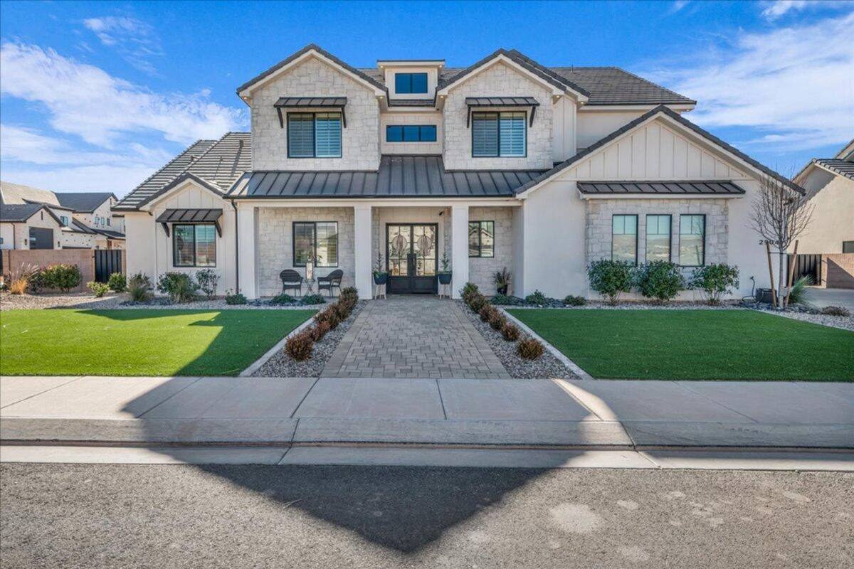 House for rent at 2904 Stonedale Dr, Saint George, UT 84790