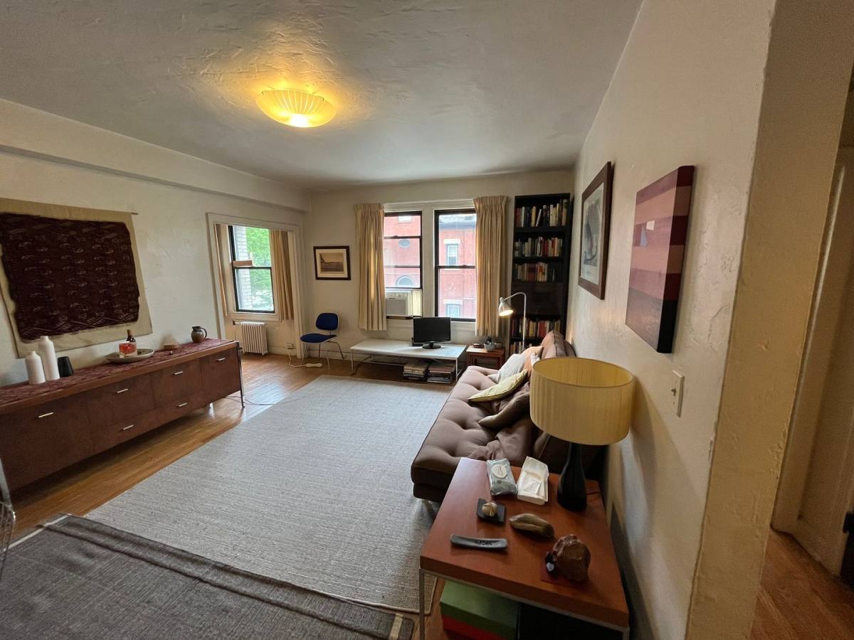 Condo for rent at 372 S Highland Ave, Pittsburgh, PA 15203
