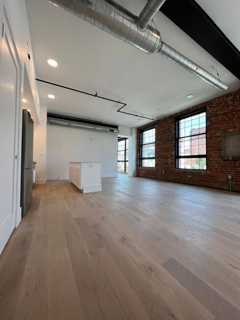 Apartment for rent at 500 S St, Philadelphia, PA 19147