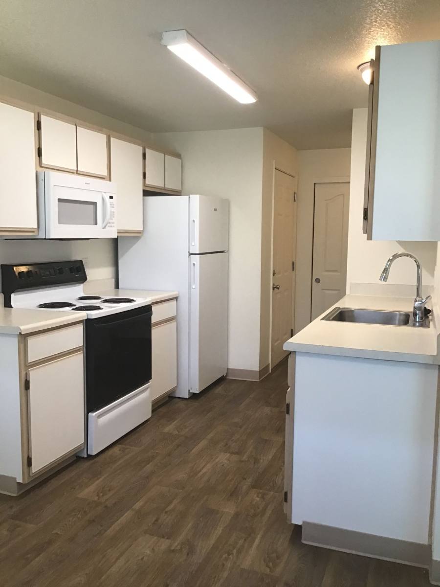 Apartment for rent at 1347 E Central Ave, Sutherlin, OR 97479