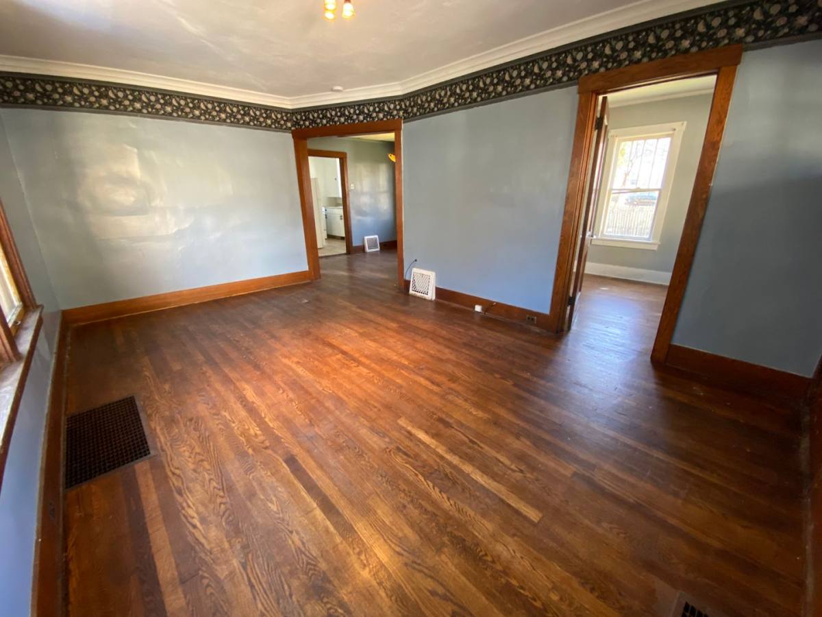 House for rent at 819 Hoffman Court, Kalamazoo, MI 49007