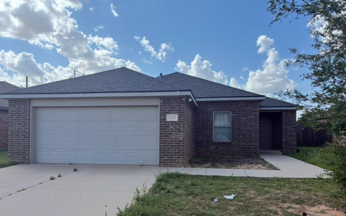 House for rent at 1410 Kingston St, Wolfforth, TX 79382