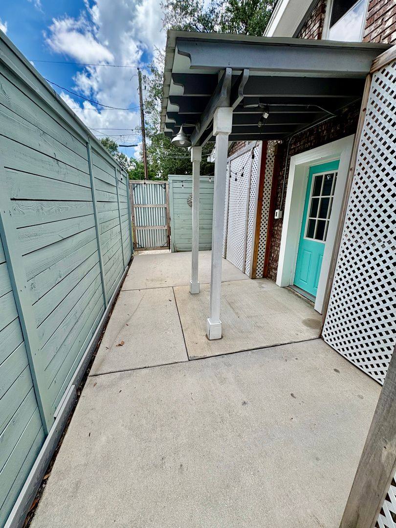 House for rent at 416 Cessna Ave #GARAGE, Charleston, SC 29403