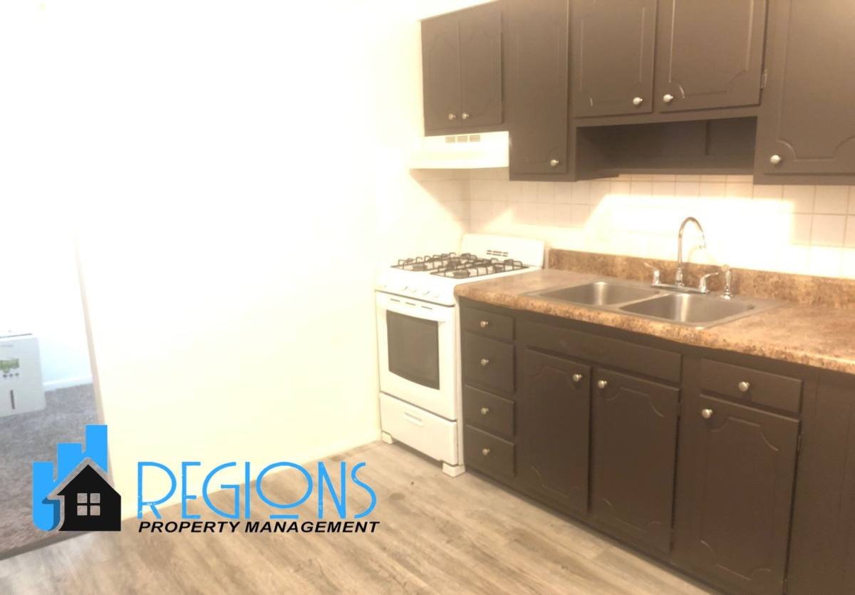 Apartment for rent at 824 E Washington St, Bloomington, IL 61701