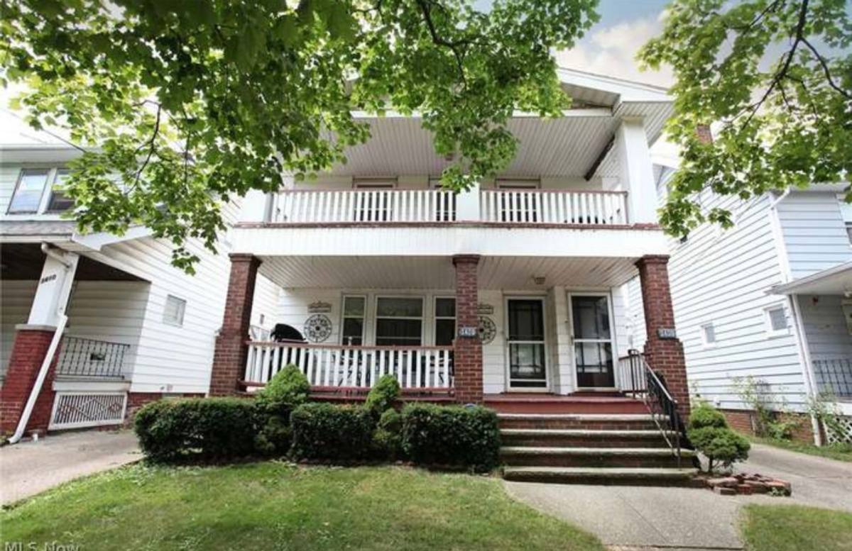 Apartment for rent at 3406-3408W 94th St, Cleveland, OH 44102