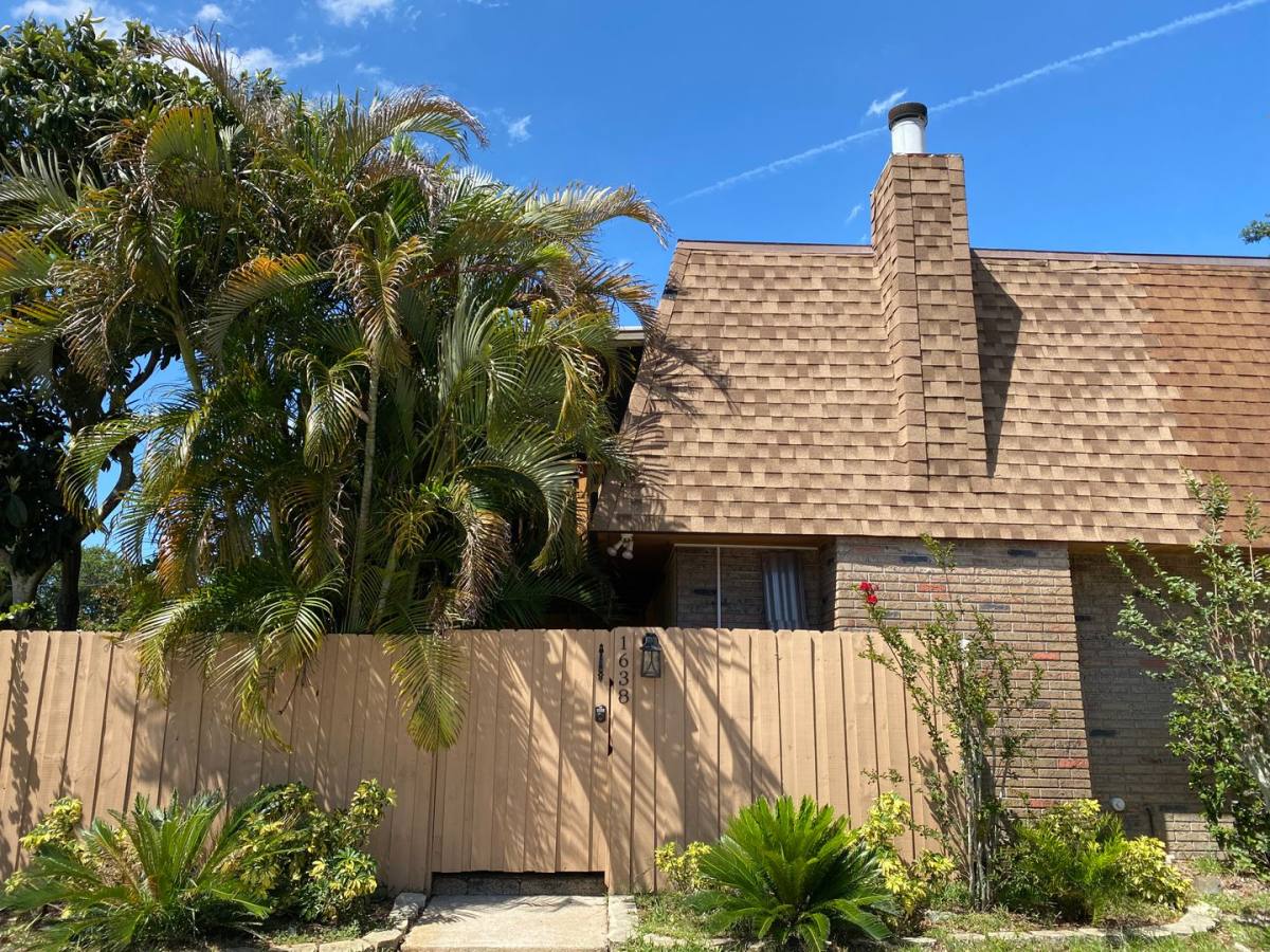 Townhouse for rent at 1638 S Park Ave, Titusville, FL 32780