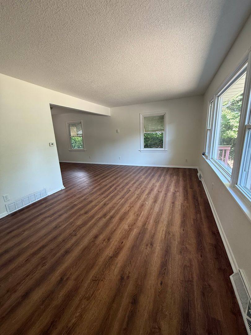 House for rent at 2115 E Locust St, Davenport, IA 52803