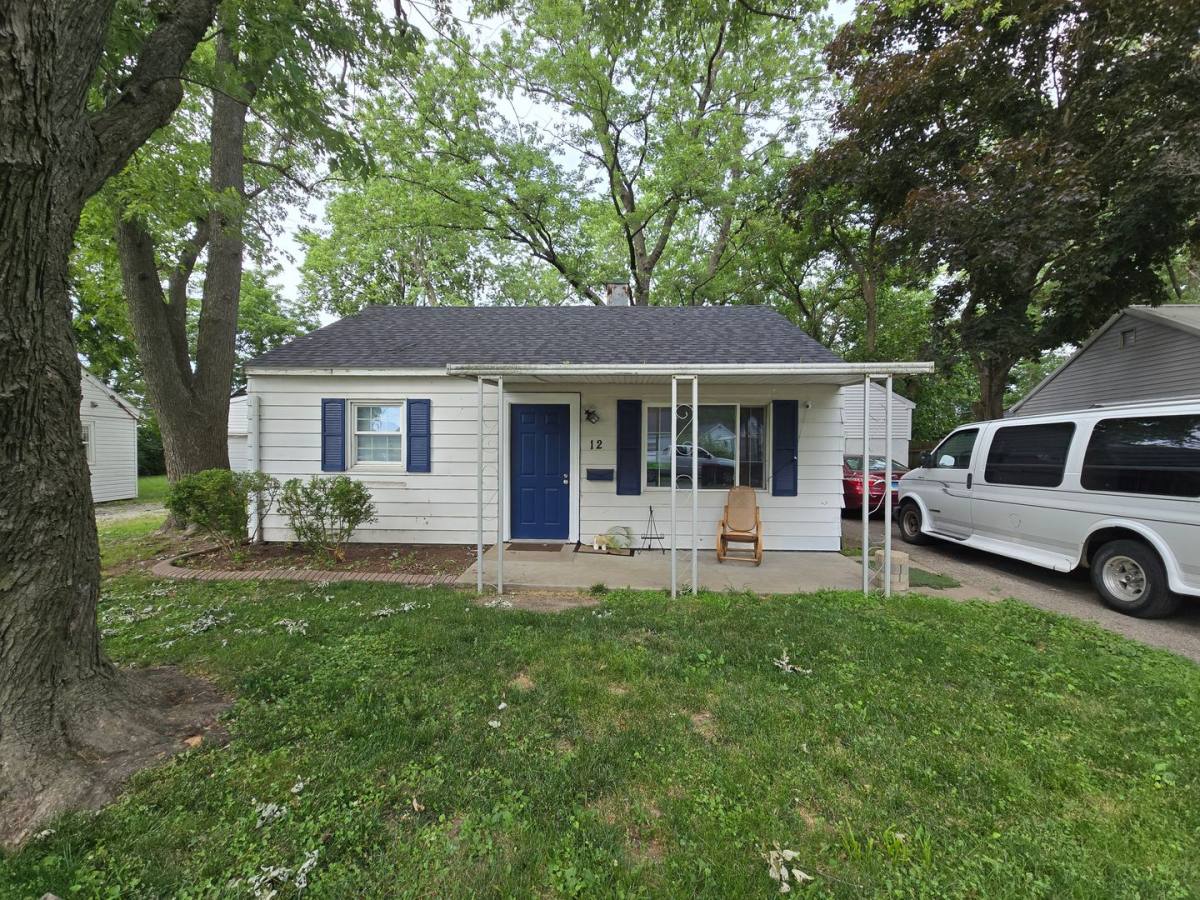 House for rent at 12 Sherwood Court, Champaign, IL 61820