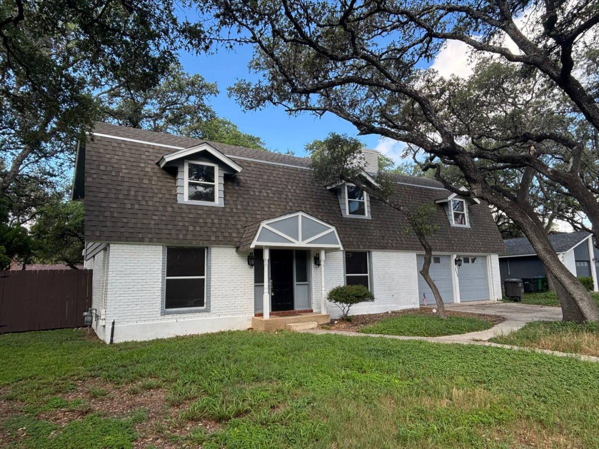 House for rent at 3550 Red Oak Lane, San Antonio, TX 78230