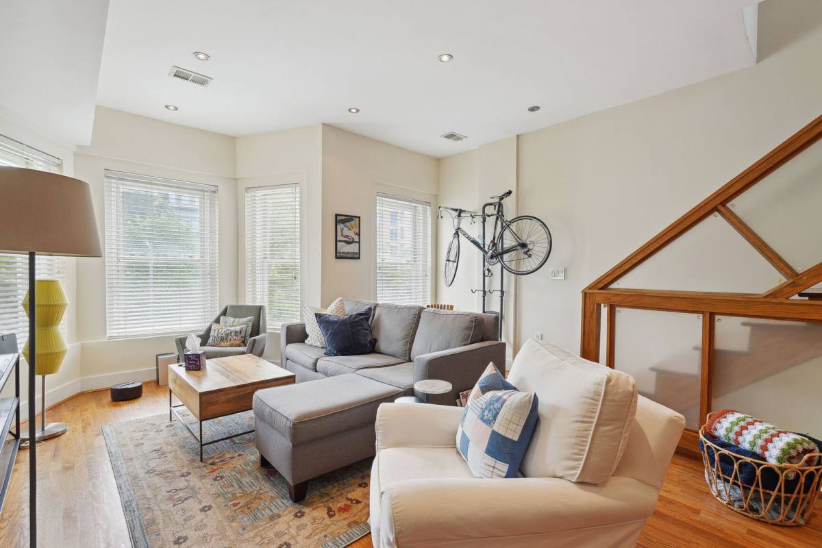 Condo for rent at 1331 Fairmont St NW, Washington, DC 20009
