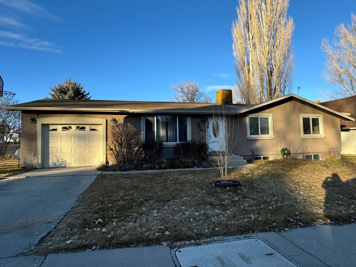House for rent at 196 Copper St, Elko, NV 89801
