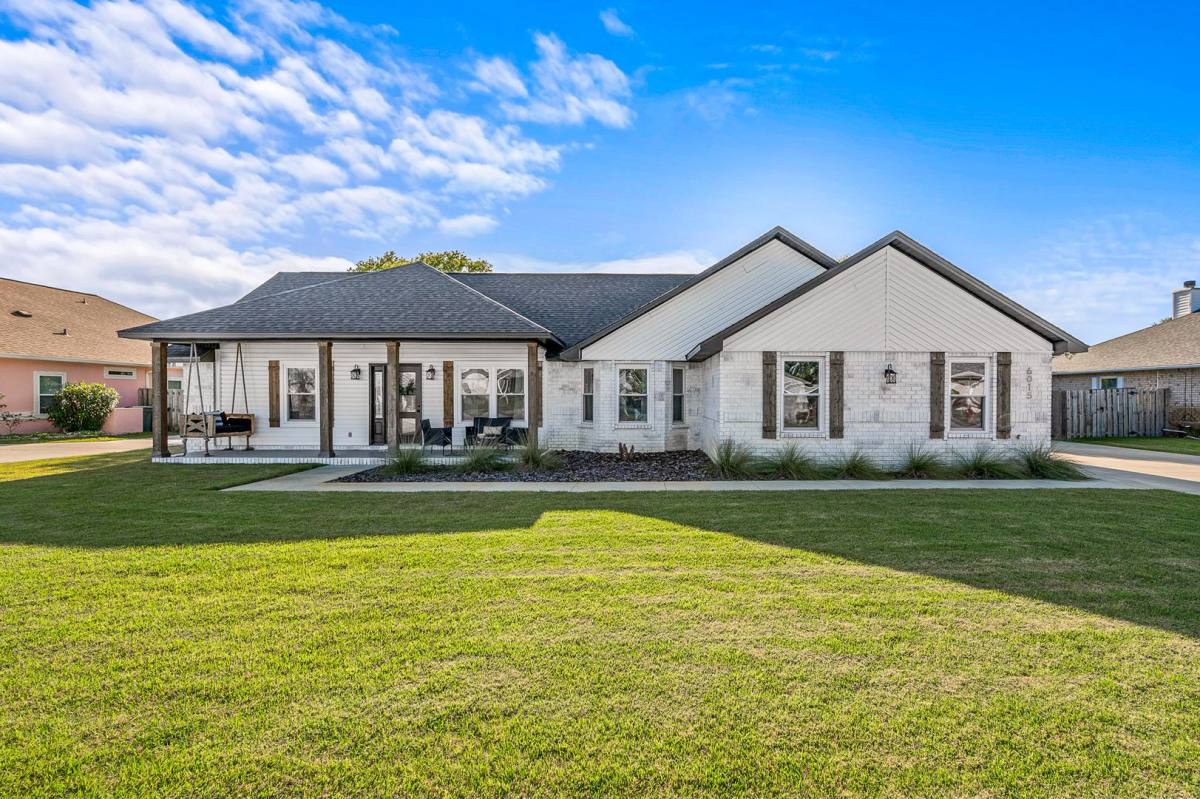 House for rent at 6015 Chandelle Circle, Pensacola, FL 32507