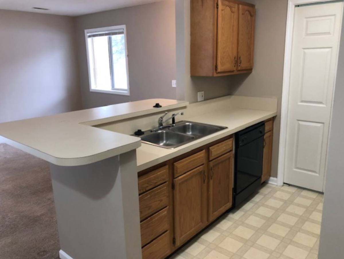 Apartment for rent at 16728 Eunice St, East Lansing, MI 48823