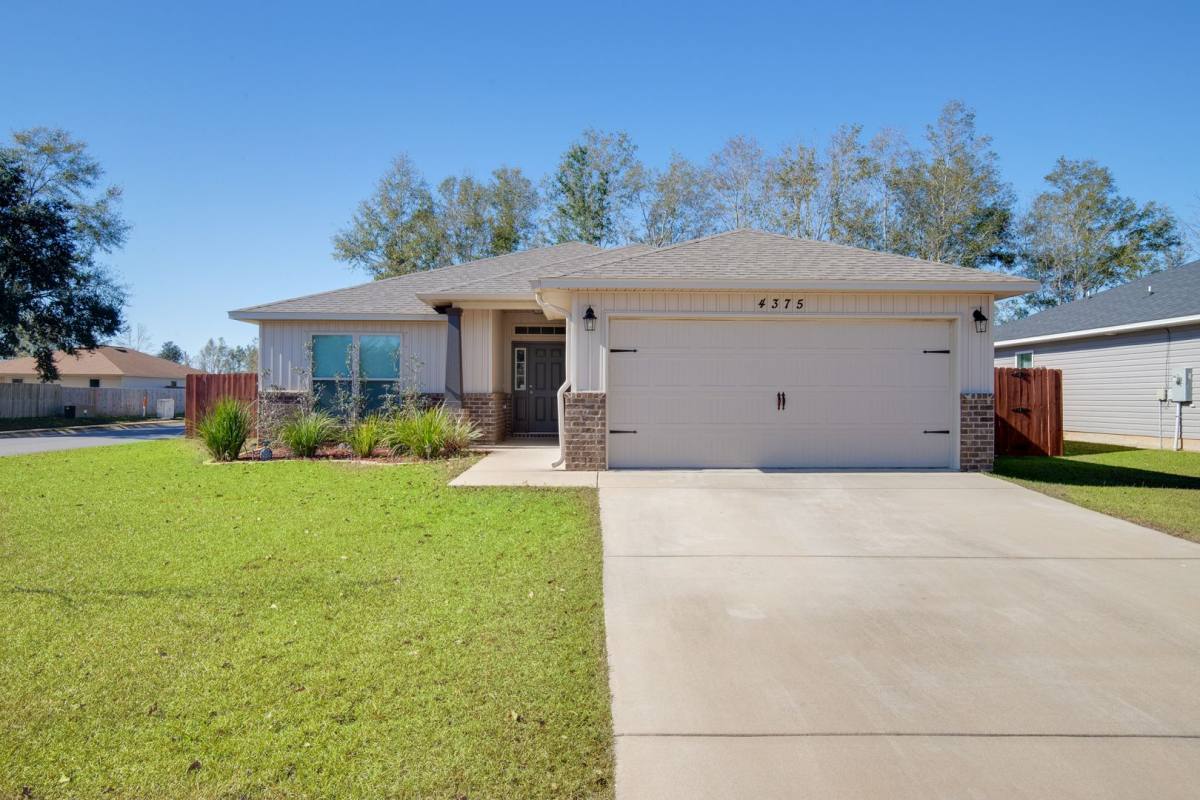 House for rent at 4375 Thistle Pine Court, Milton, FL 32571