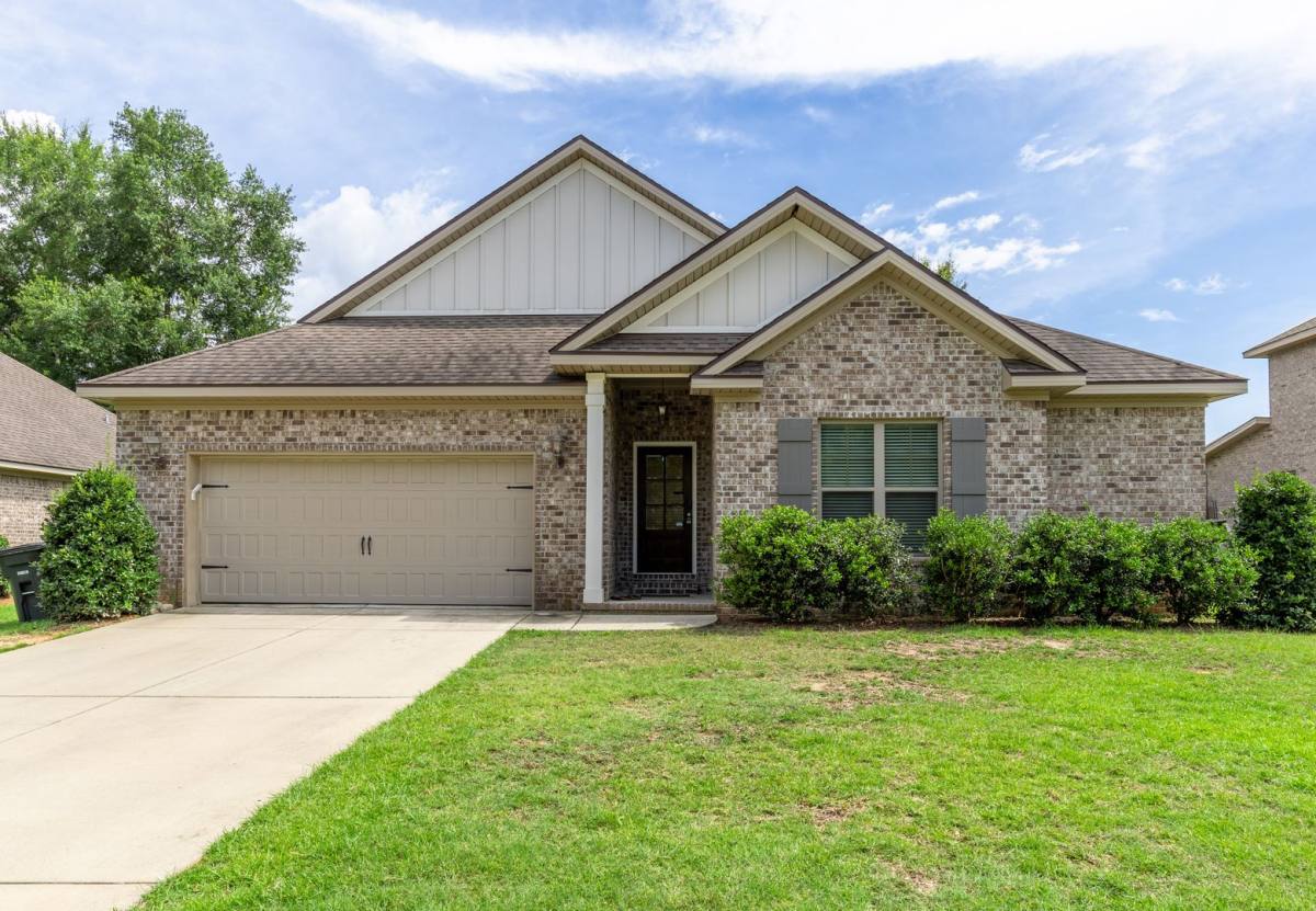 House for rent at 412 Scarlett Ave, Fairhope, AL 36532