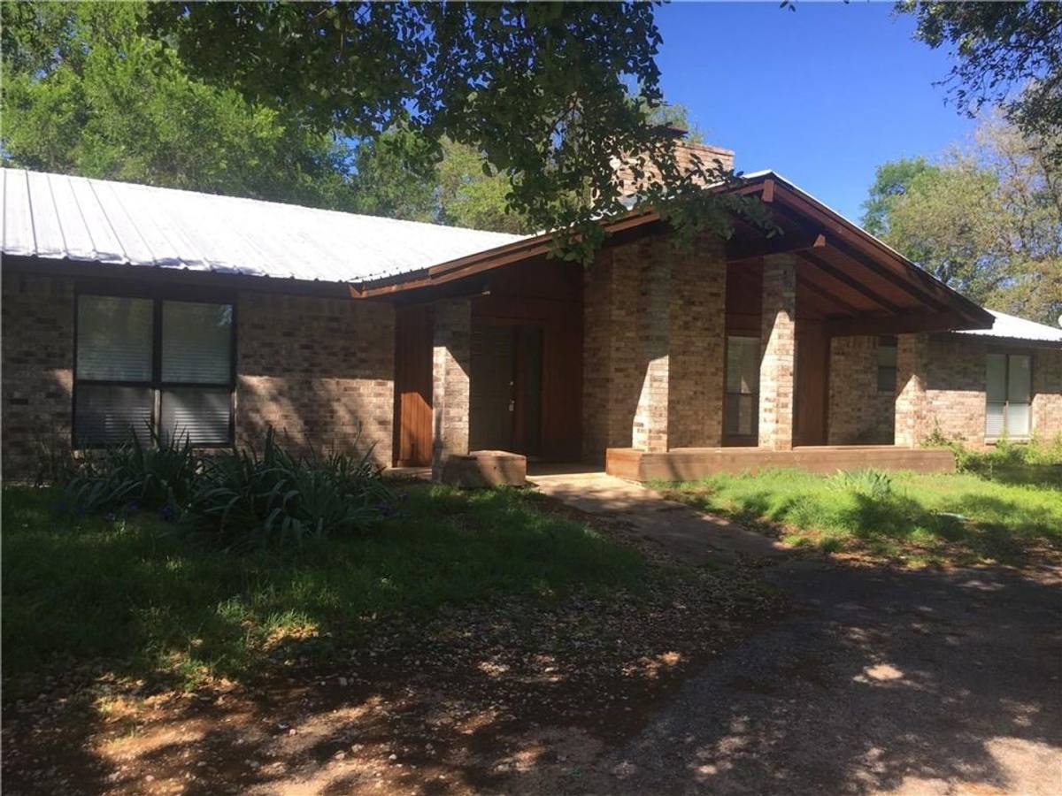 House for rent at 650 County Rd, Georgetown, TX 78633