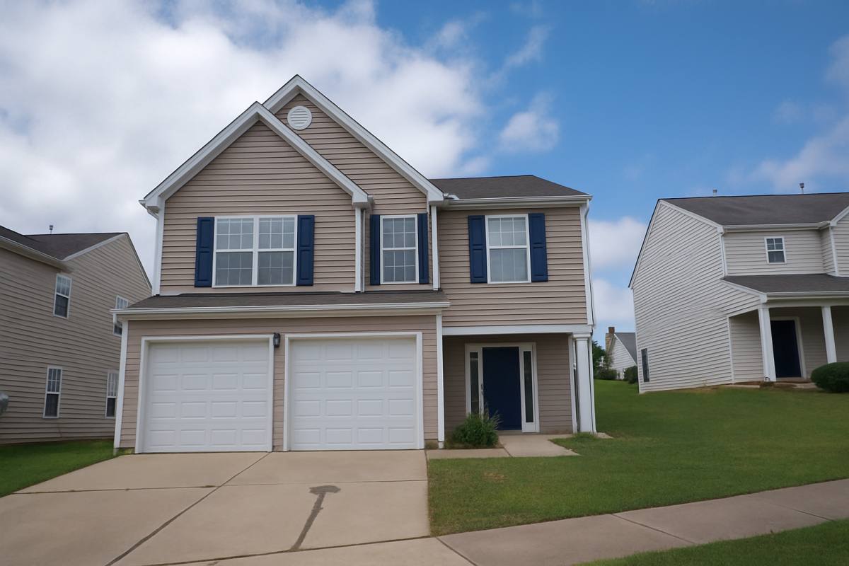 House for rent at 1428 Cricket Ridge Dr, Raleigh, NC 27610
