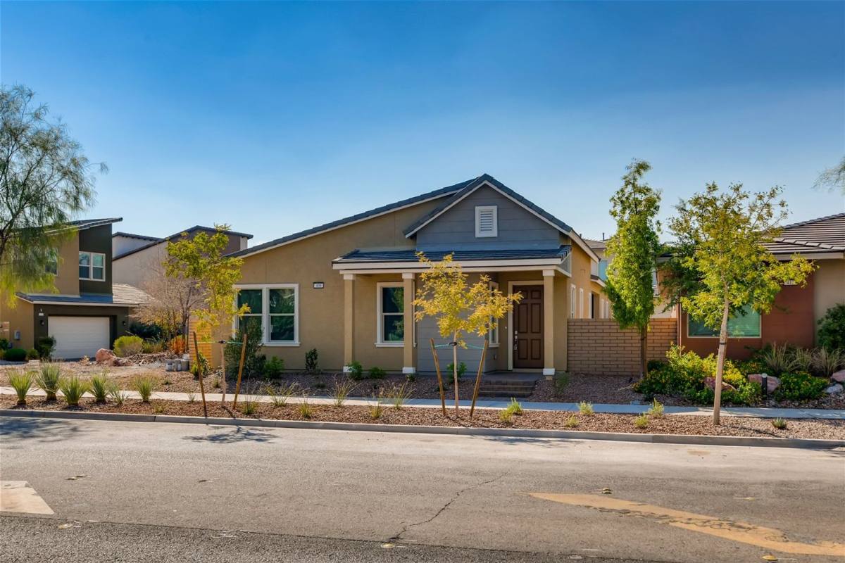 House for rent at 408 Cadence View Way, Henderson, NV 89011