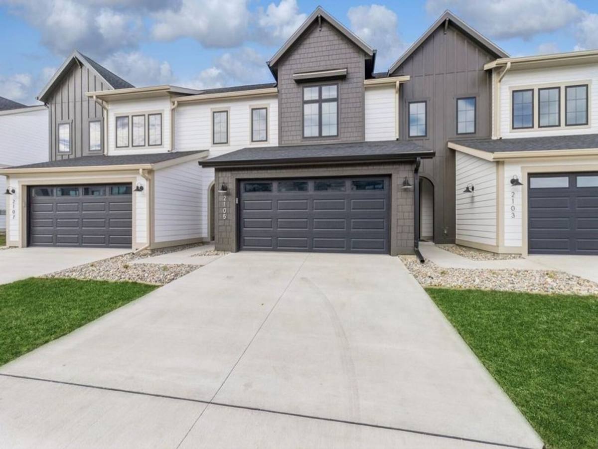 Townhouse for rent at 2007 Lacey Dr, Ames, IA 50010