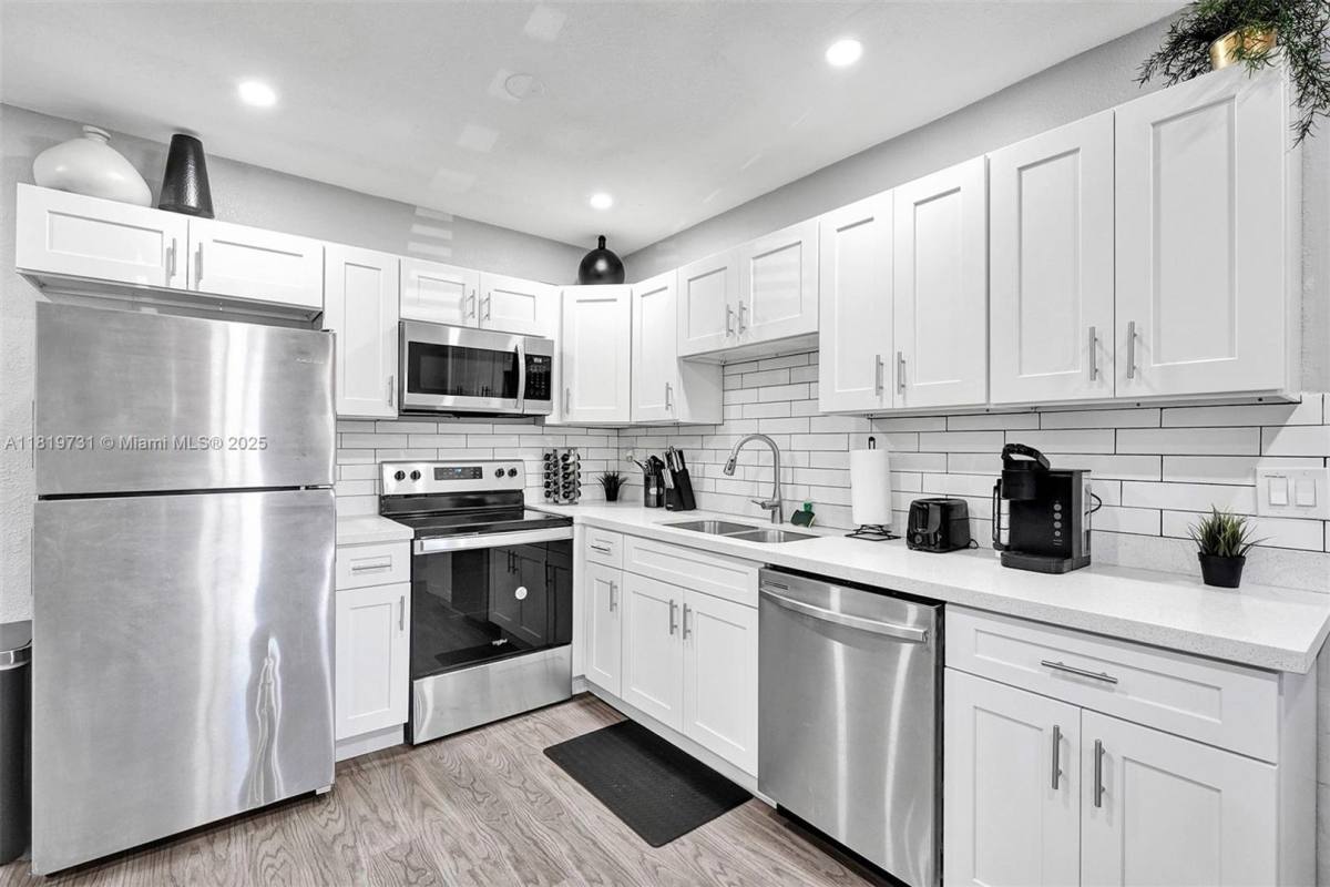 Apartment for rent at 1324 NE 151st St, Miami, FL 33162
