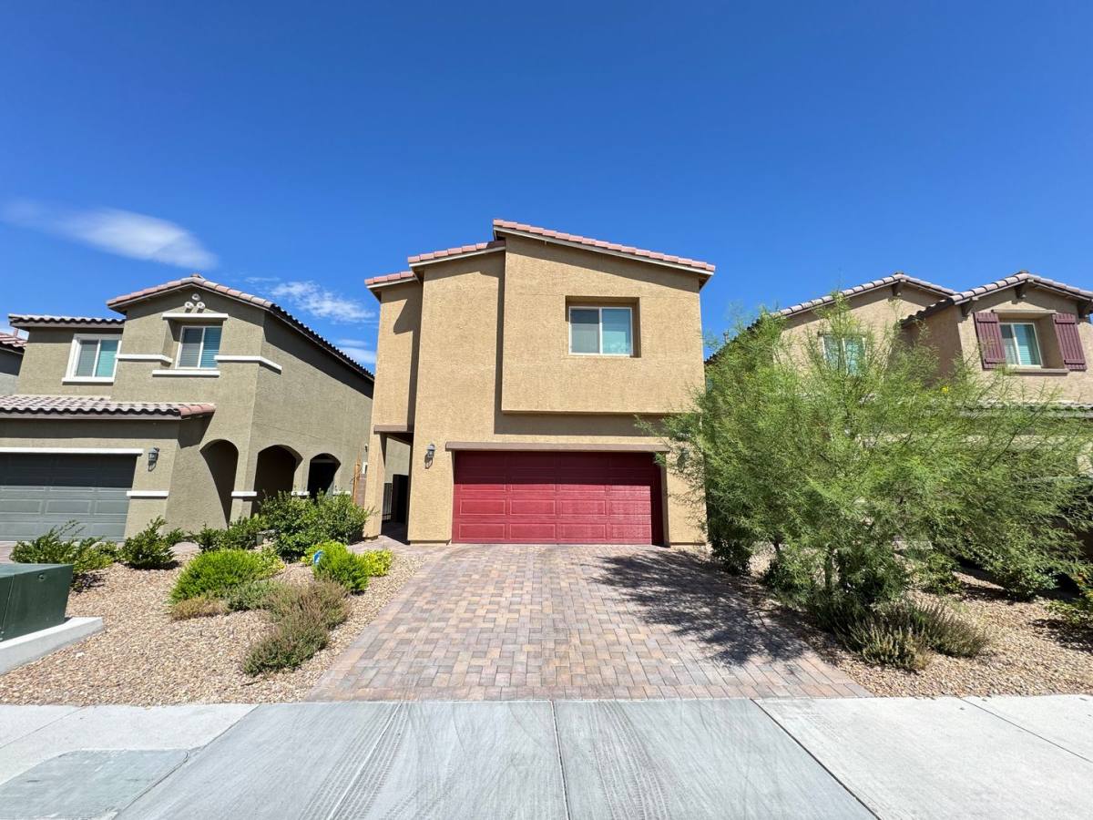 House for rent at 7633 Moore Creek Lane, North Las Vegas, NV 89084
