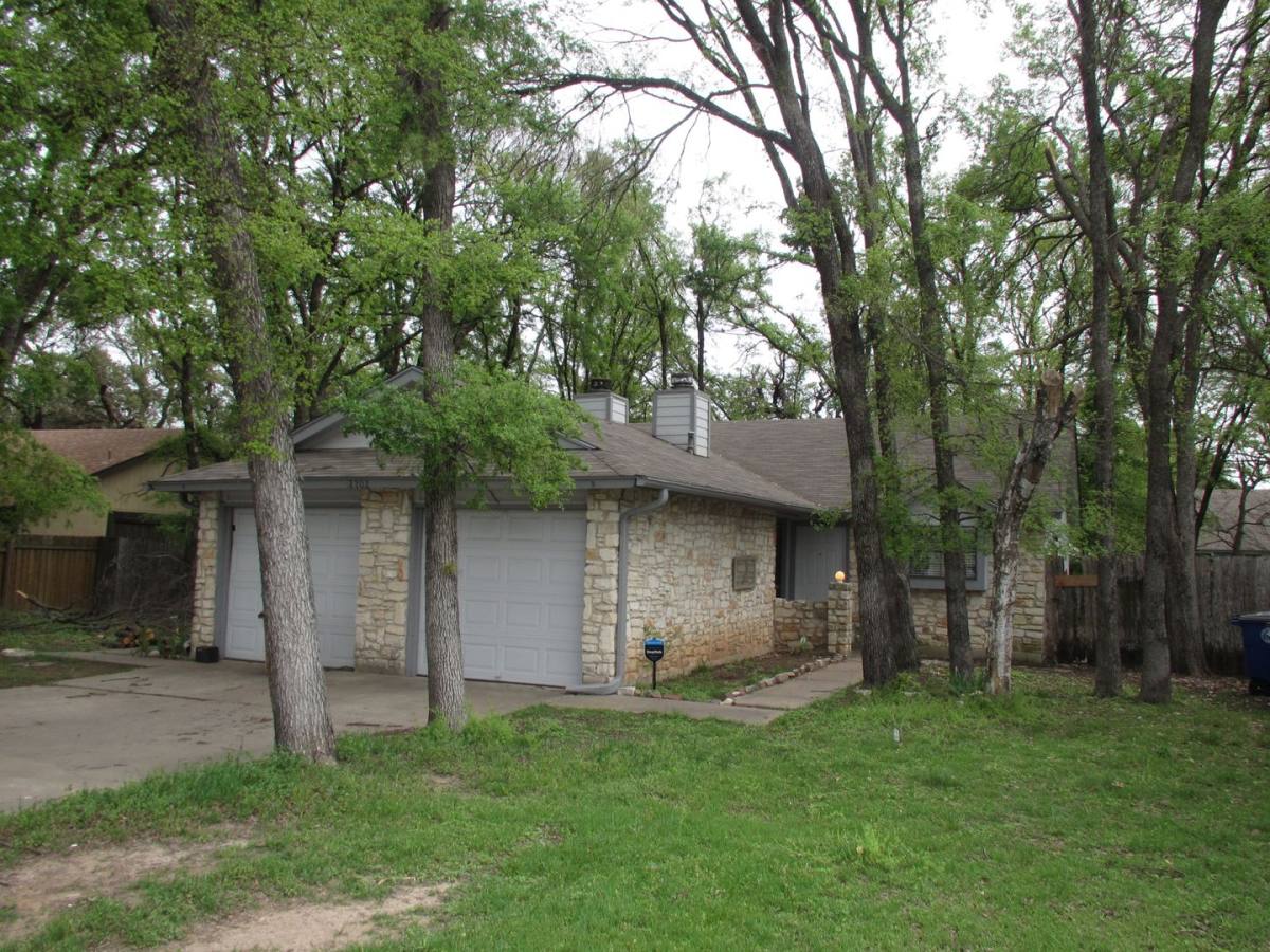 House for rent at 12202 Dundee Dr #B, Austin, TX 78759