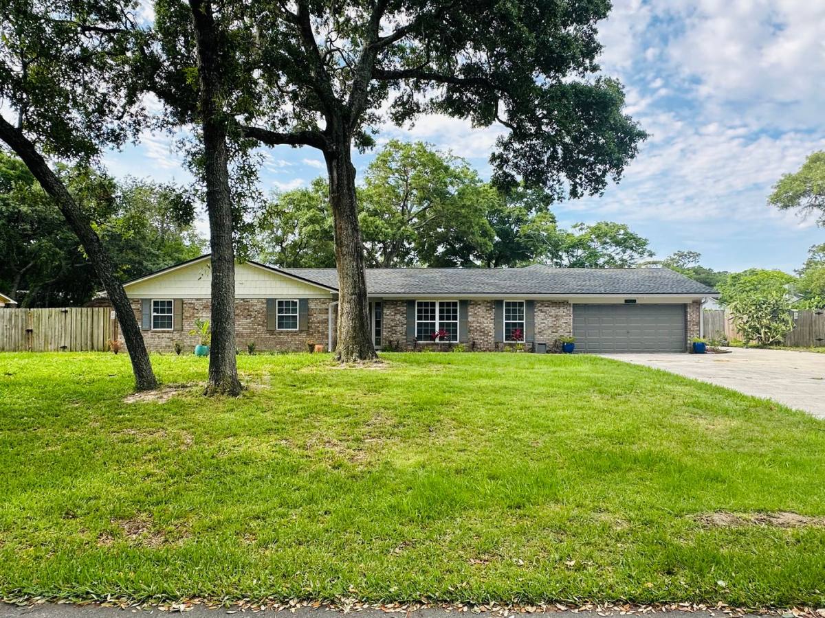 House for rent at 14066 Inlet Dr, Jacksonville, FL 32225