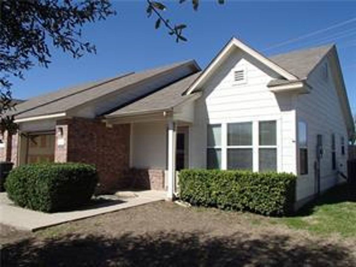 Townhouse for rent at 1023 Kajon Cove, Georgetown, TX 78626