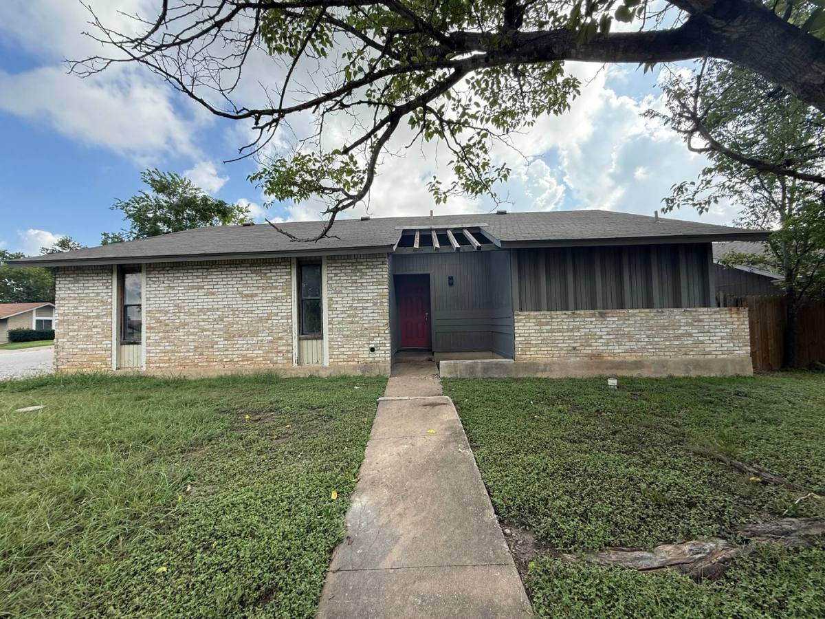 House for rent at 6800 Bryonwood Dr, Austin, TX 78724