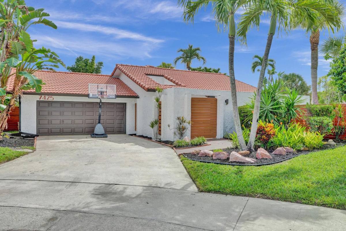 House for rent at 7425 Silver Woods Court, Boca Raton, FL 33433