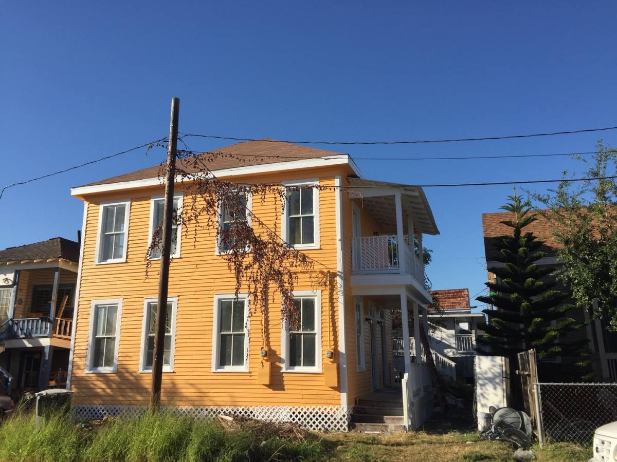 Apartment for rent at 2806 Ave M 1 #2, Galveston, TX 77550