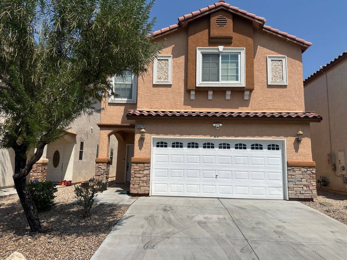House for rent at 5676 Rainbow Creek Court, Las Vegas, NV 89122