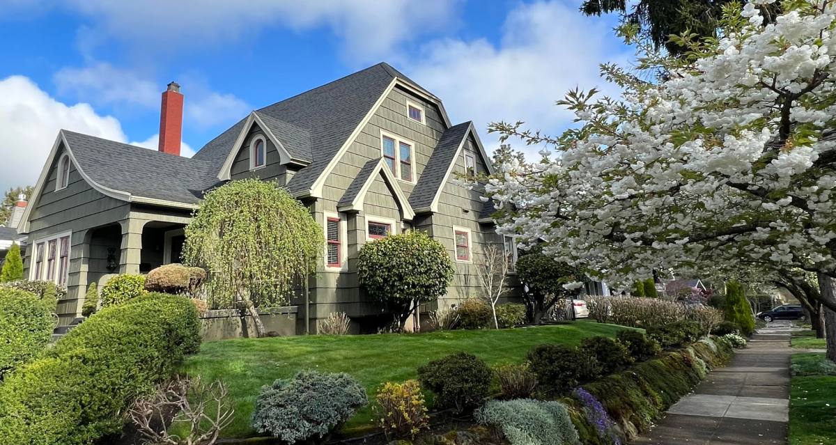 House for rent at 3133 NE Mason, Portland, OR 97211