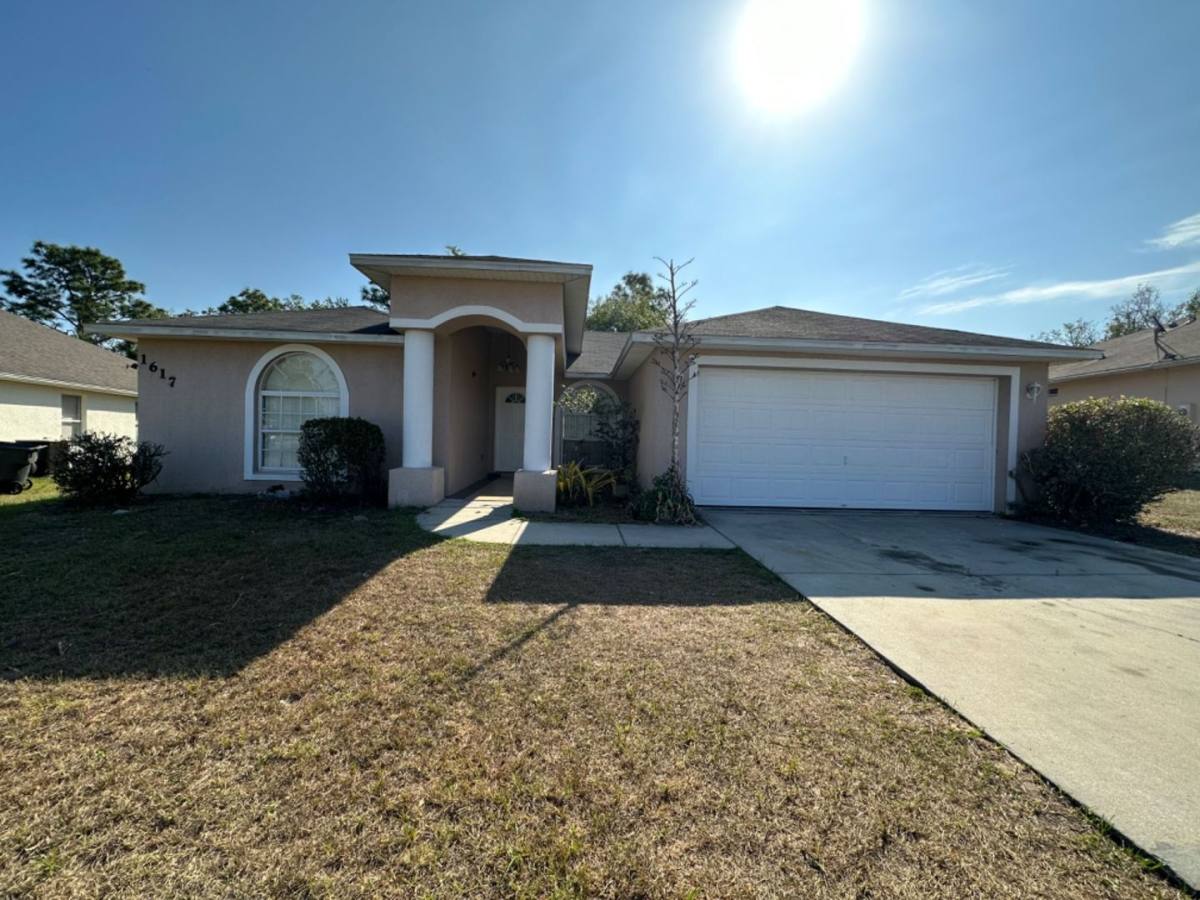 House for rent at 1617 Redfin Dr, Kissimmee, FL 34759