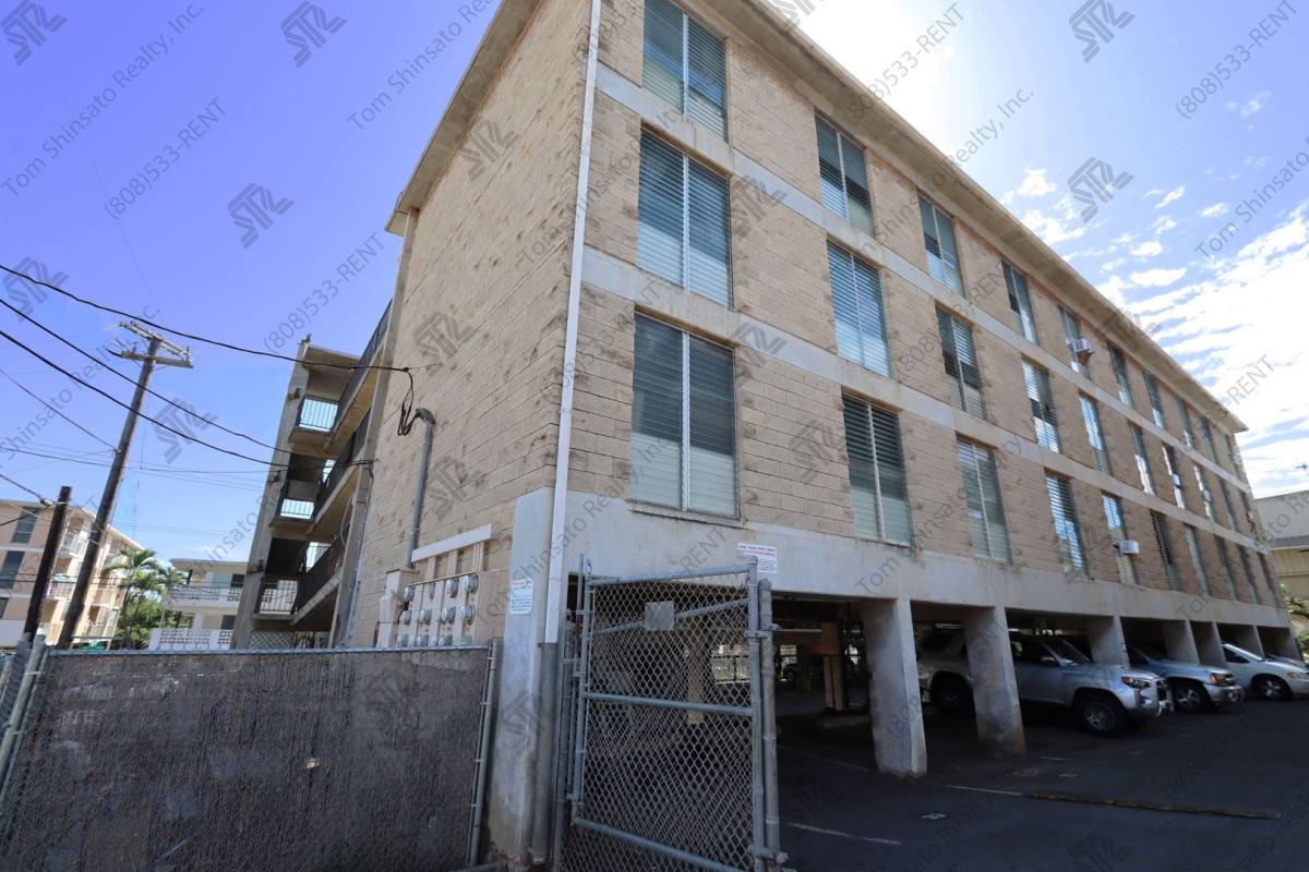 Apartment for rent at 94-104 Pupuole Place, Waipahu, HI 96797