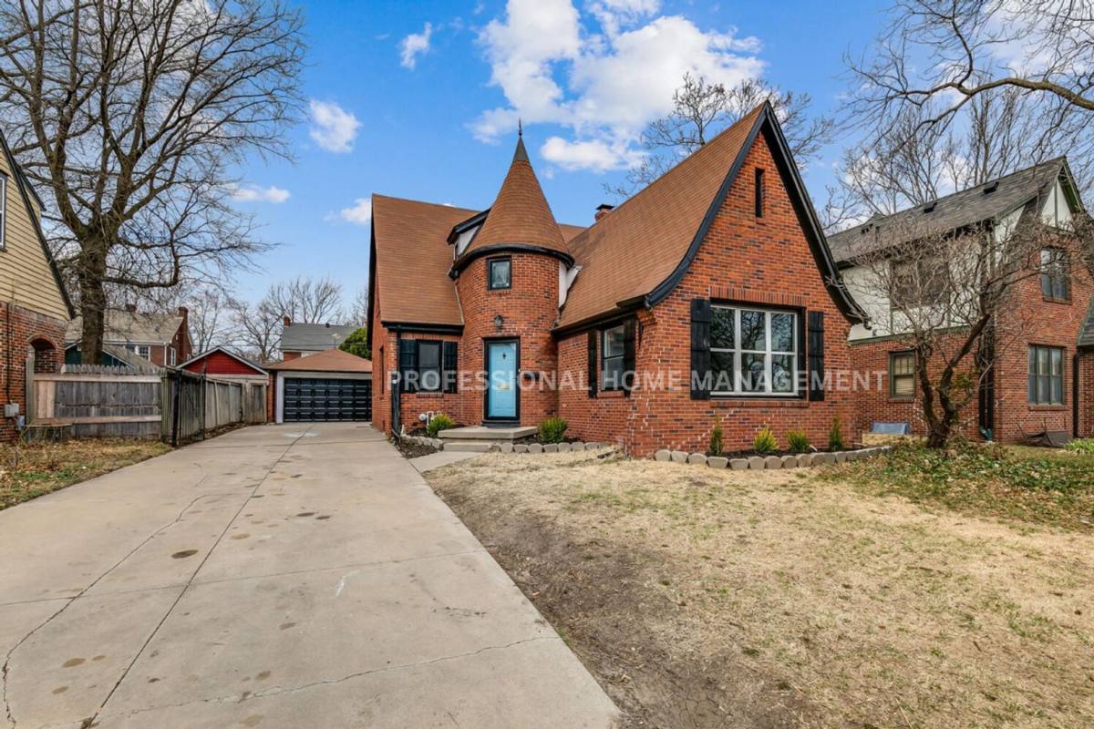 House for rent at 305 S Oliver, Wichita, KS 67218