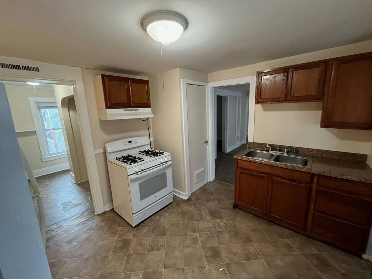 Apartment for rent at 60 Archibald St, Burlington, VT 05401