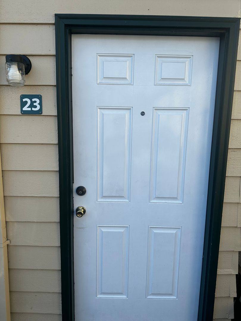 Apartment for rent at 239-281 SE 148th Ave, Portland, OR 97233