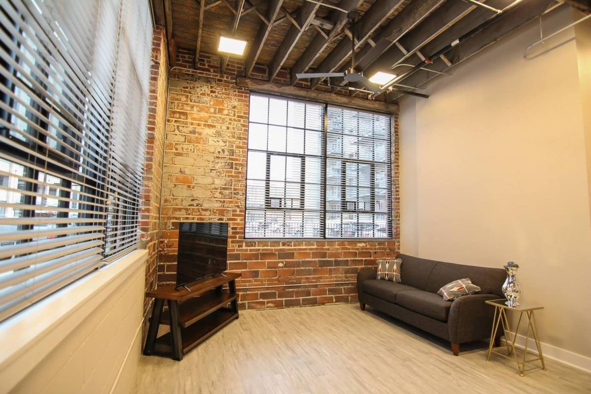 Apartment for rent at 121 12th St #125, Des Moines, IA 50309