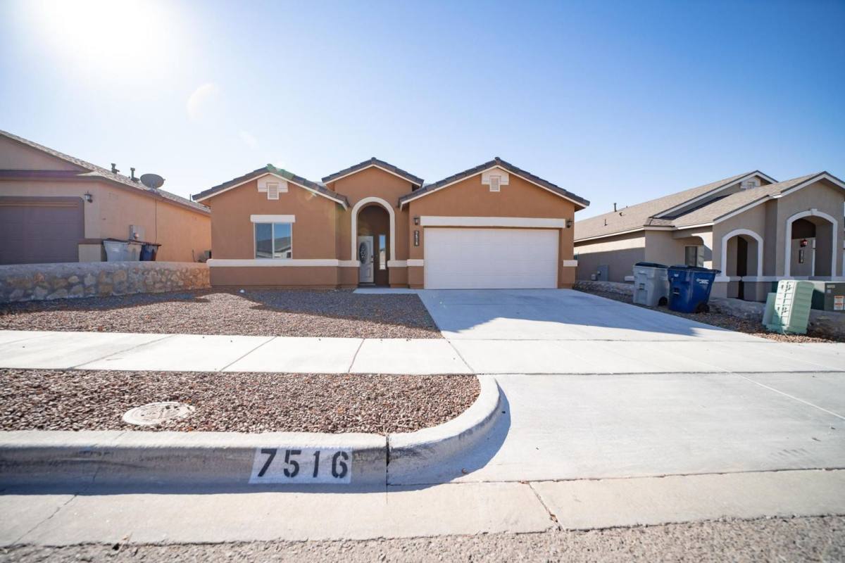 House for rent at 7516 Wolf Creek, El Paso, TX 79911