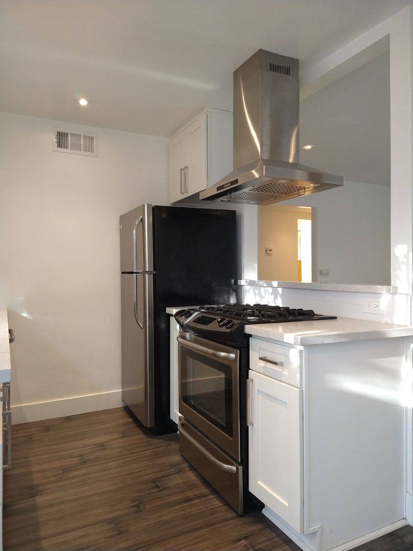 Apartment for rent at 654 S Thornhill Rd, Palm Springs, CA 92264