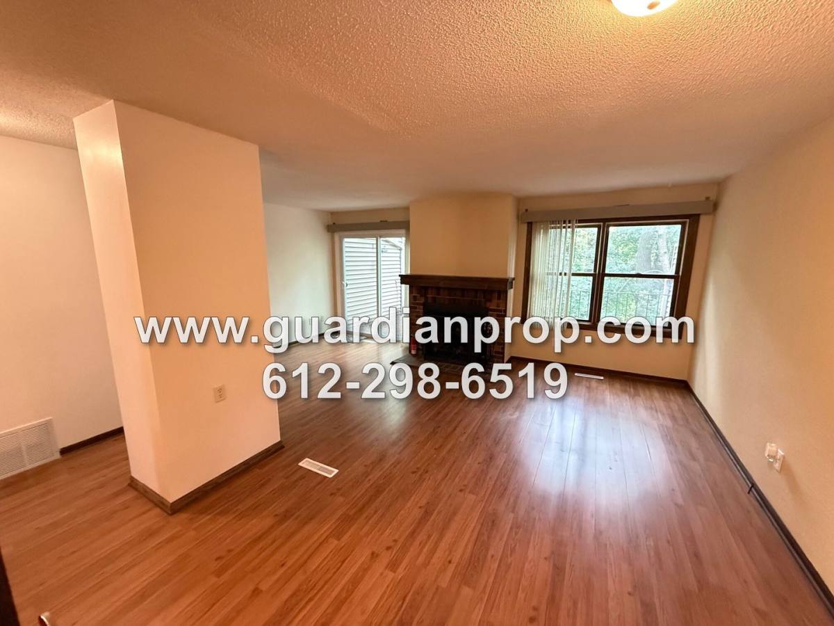 Townhouse for rent at 6680 Gretchen Lane N, Saint Paul, MN 55128