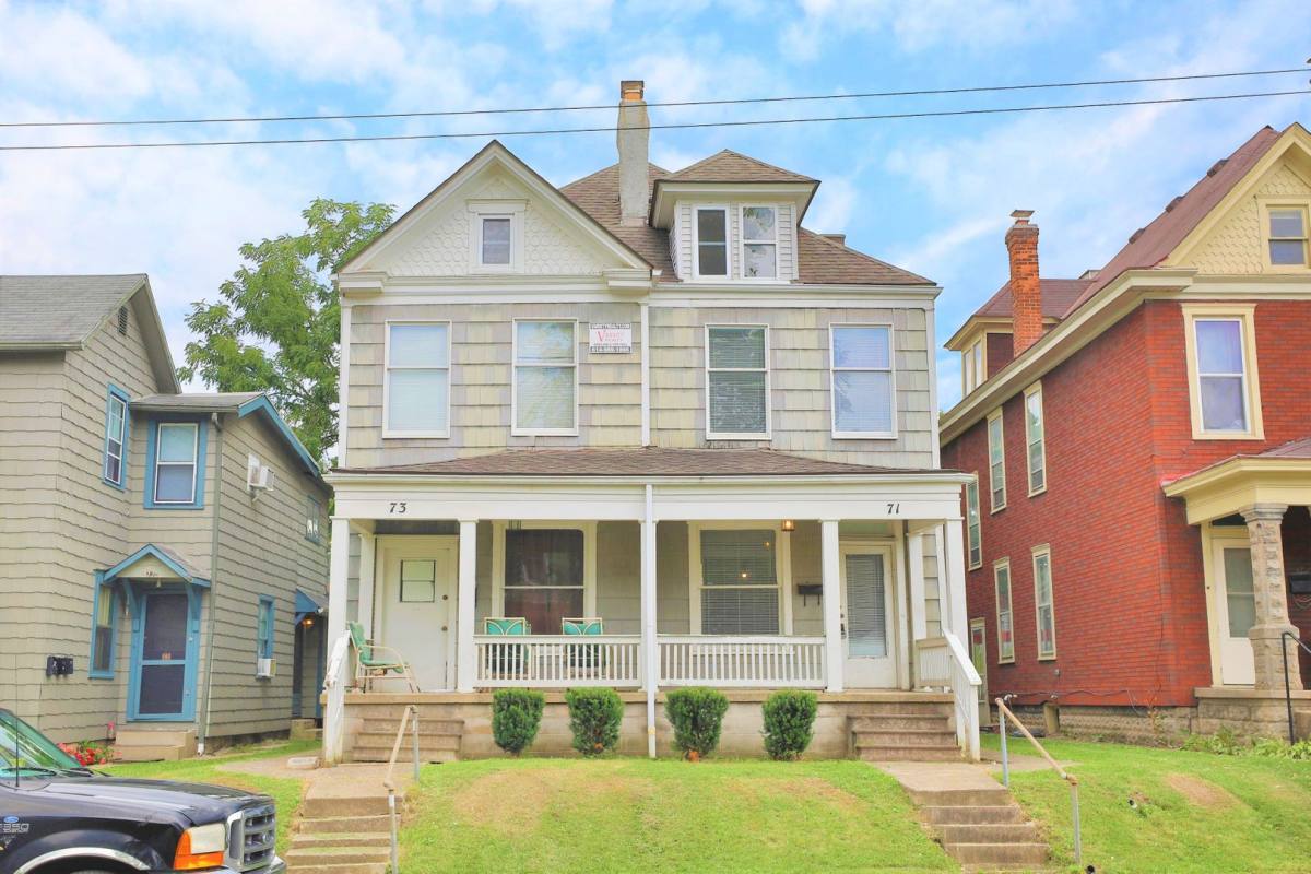 Townhouse for rent at 71 E Maynard Ave, Columbus, OH 43202